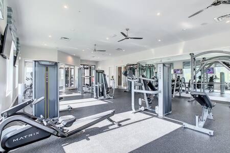 Cute Lakeview 2Br Condo With 2 Clubhouses คิสซิมมี ภายนอก รูปภาพ